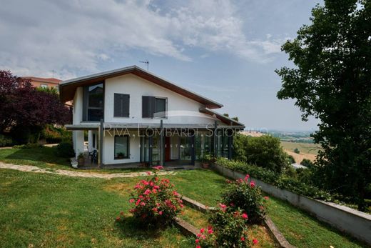 Villa en Moncalvo, Provincia di Asti