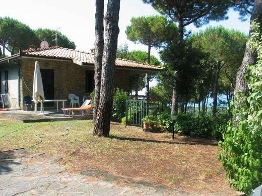 Villa a Castiglione della Pescaia, Grosseto