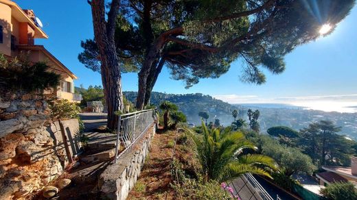 Villa a Bordighera, Imperia