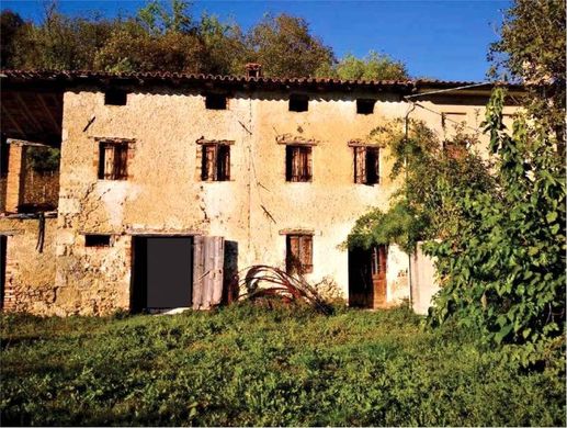 Casale a Refrontolo, Treviso