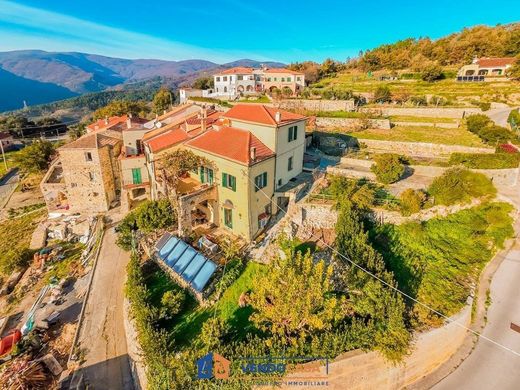 Villa en Orco Feglino, Provincia di Savona