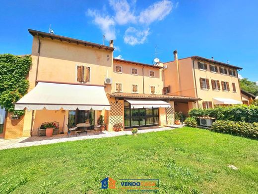 Country House in Verona, Provincia di Verona