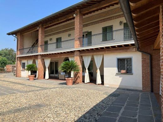 Villa in Pontoglio, Provincia di Brescia