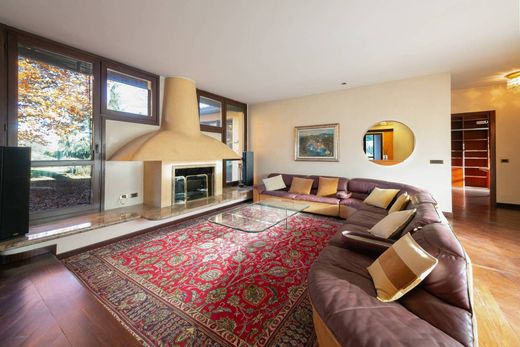 Apartment in Besana in Brianza, Province of Monza and Brianza