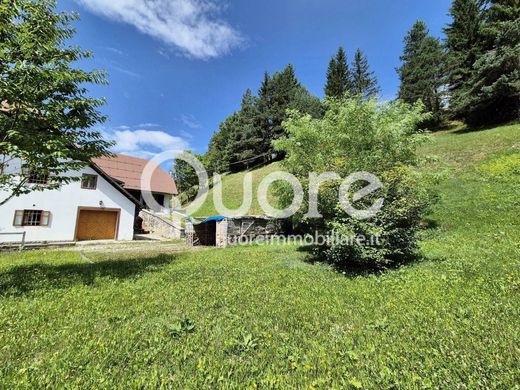 Casa di lusso a Tarvisio, Udine