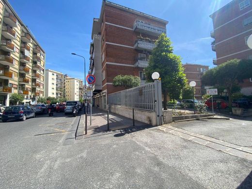 Appartamento a Napoli, Campania