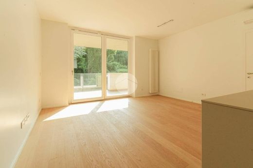 Piso / Apartamento en Gardone Riviera, Provincia di Brescia