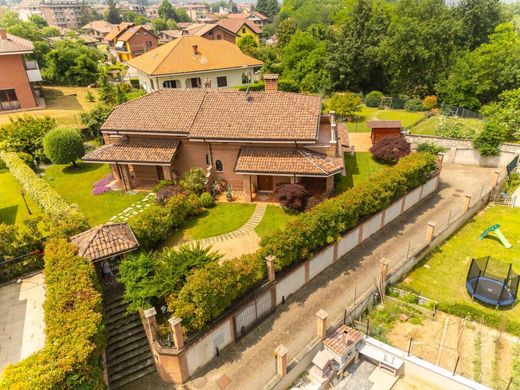 Villa in Rosta, Torino