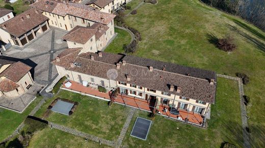 Apartment / Etagenwohnung in Trezzo sull'Adda, Mailand