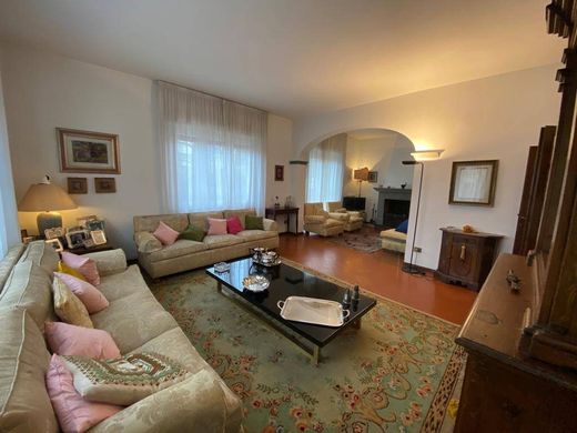 Villa in Sesto Fiorentino, Province of Florence