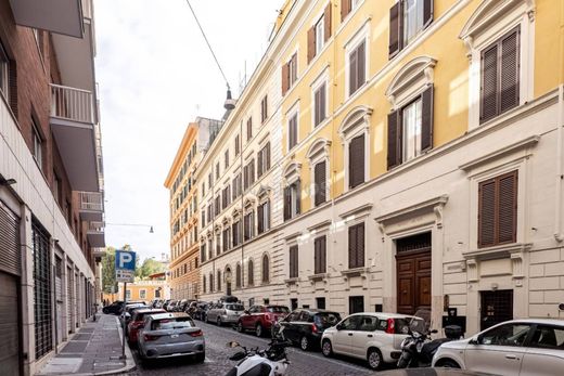Appartamento a Roma, Lazio