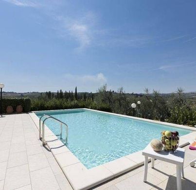 Villa a Montespertoli, Firenze