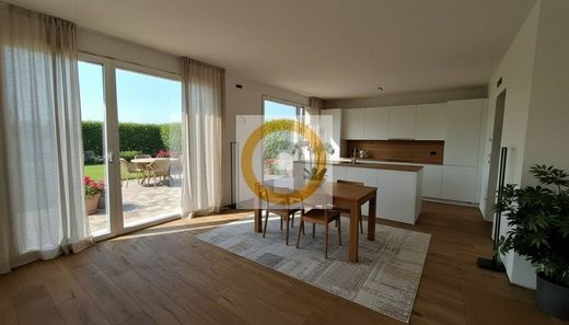 Villa in Bassano del Grappa, Provincia di Vicenza