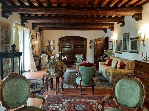 Villa in Pisa, Tuscany