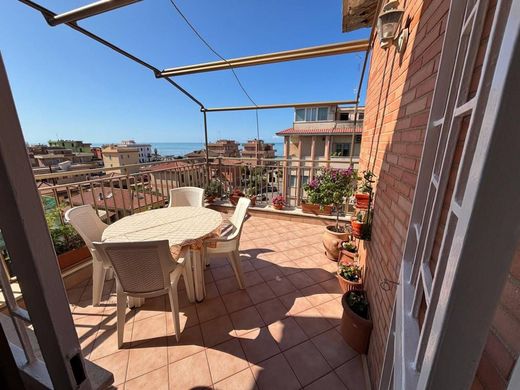 ローマ, ラツィオ州のペントハウス