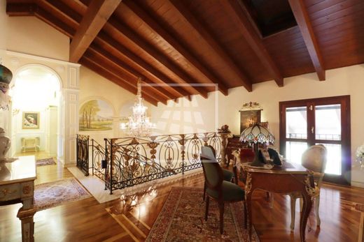 Villa in Reggio nell'Emilia, Provincia di Reggio Emilia