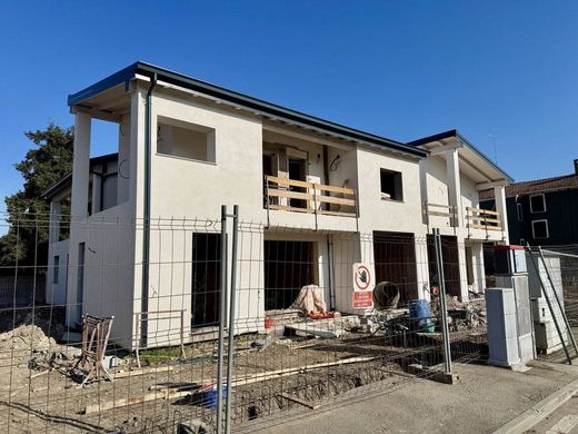 Villa en Parma, Provincia di Parma