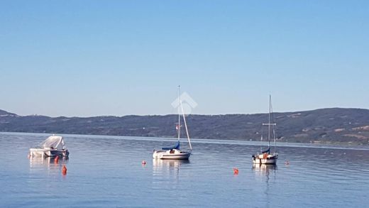 Apartment in Lake Bolsena, Provincia di Viterbo