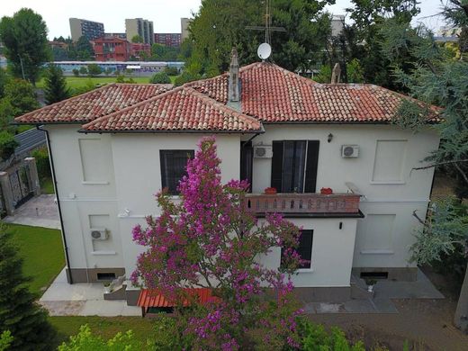 Villa en Corsico, Milán