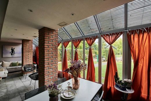 Villa in Tribiano, Milan
