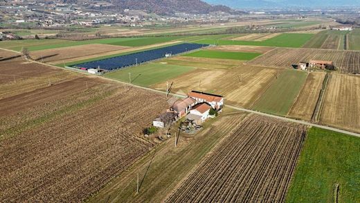 Casa de luxo - Envie, Provincia di Cuneo