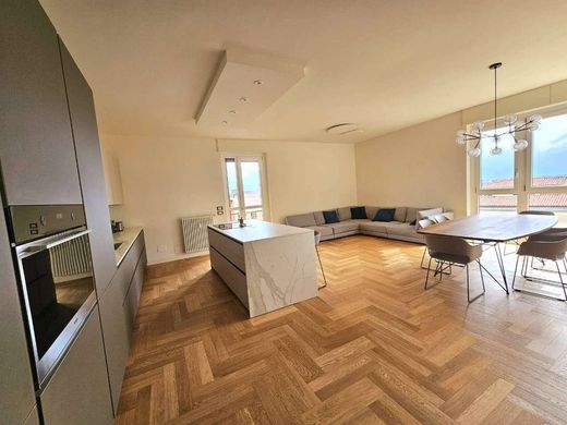 Appartement in Bergamo, Provincia di Bergamo