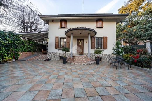 Villa in Reggio nell'Emilia, Provincia di Reggio Emilia