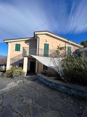 Villa in Cogorno, Provincia di Genova