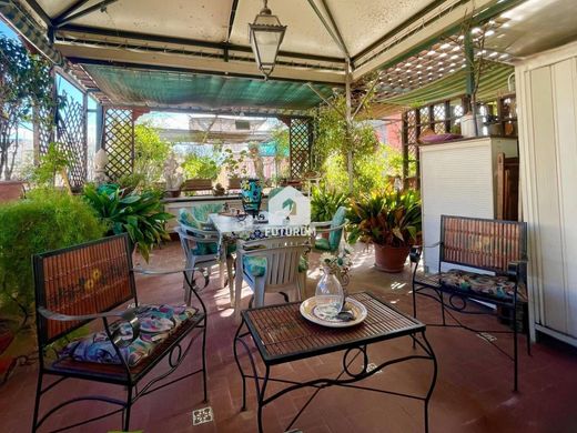 ナポリ, Napoliのアパートメント