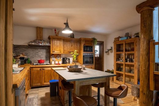 Villa in Courmayeur, Valle d'Aosta