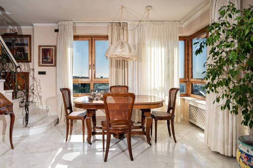 Penthouse San Sebastiano al Vesuvio, Napoli ilçesinde