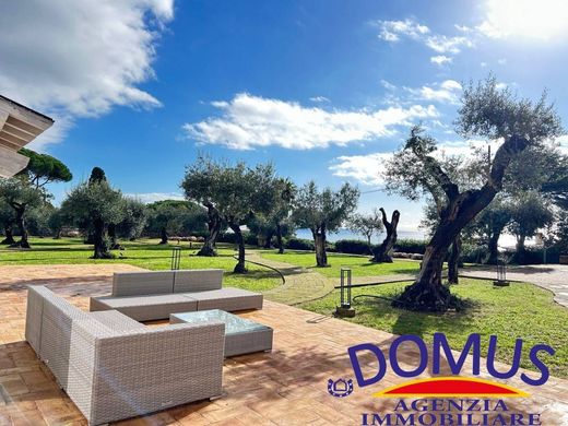 Villa en San Felice Circeo, Provincia di Latina