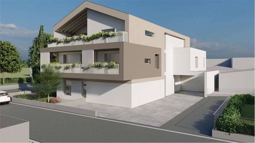 Apartment in Montebelluna, Provincia di Treviso