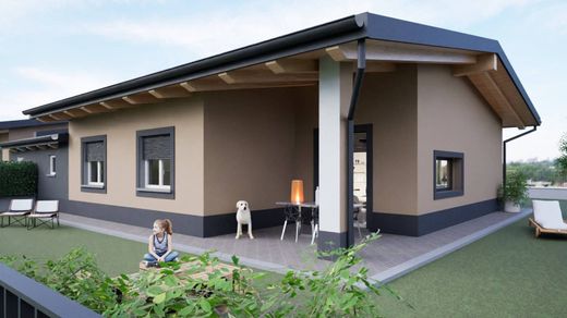 Villa in Pianezza, Turin