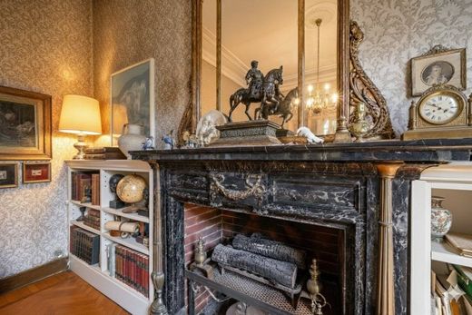 别墅  Mandello del Lario, 莱科省