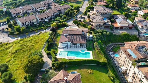 Villa à Sarnico, Provincia di Bergamo