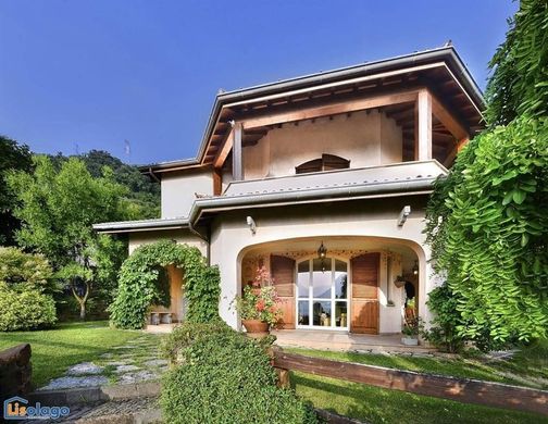 Villa in Lecco, Provincia di Lecco