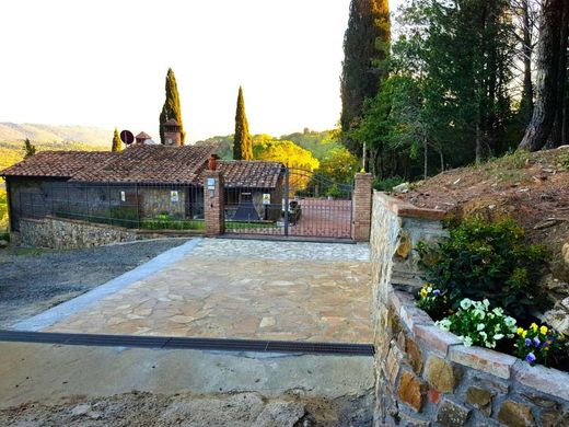 Villa in Monteverdi Marittimo, Pisa