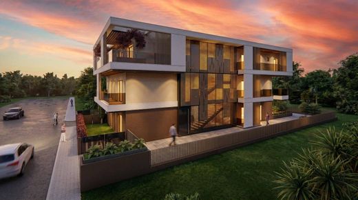 Penthouse Giulianova, Teramo ilçesinde