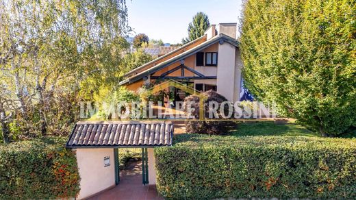 Villa in Malnate, Provincia di Varese