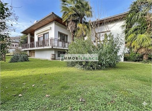 Casa di lusso a Pergine Valsugana, Trento