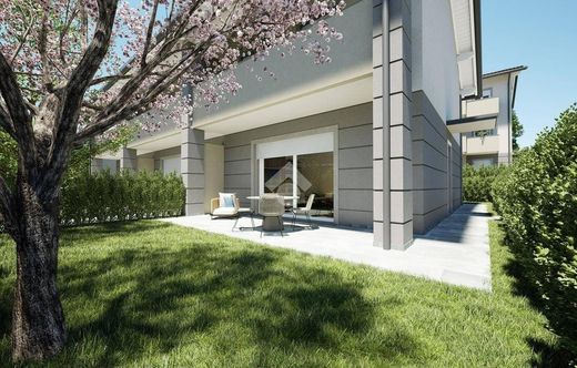 Villa en Briosco, Provincia di Monza e della Brianza