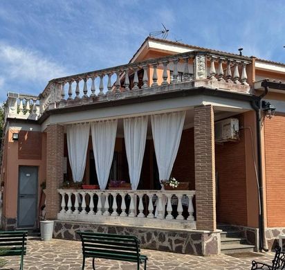 Villa in Anzio, Rome
