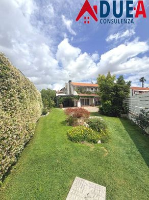 Villa in Giugliano in Campania, Naples