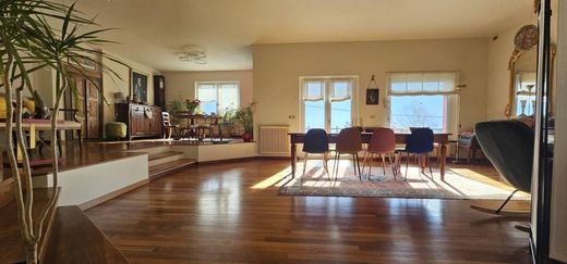 빌라 / Aosta, Valle d'Aosta