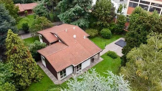 Villa in Desio, Province of Monza and Brianza