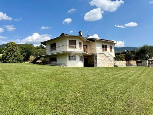 Βίλα σε Caprino Veronese, Provincia di Verona