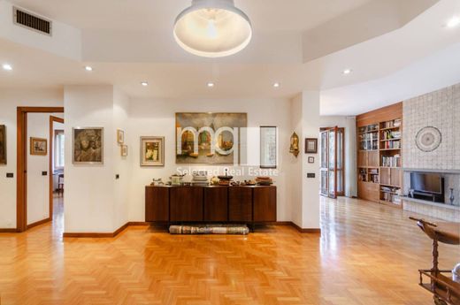 Appartamento a Milano, Lombardia