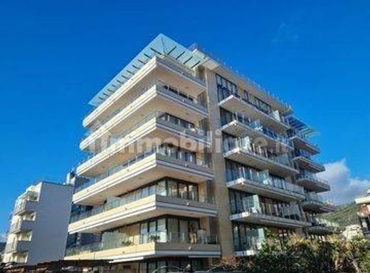 Appartamento a Pietra Ligure, Savona