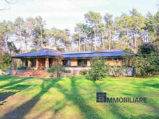 Villa en Borgo Ticino, Provincia di Novara